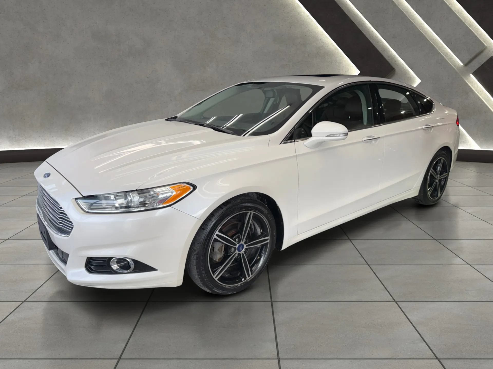 Used 2016 Ford Fusion Titanium w/ Terracotta Package FWD image 6