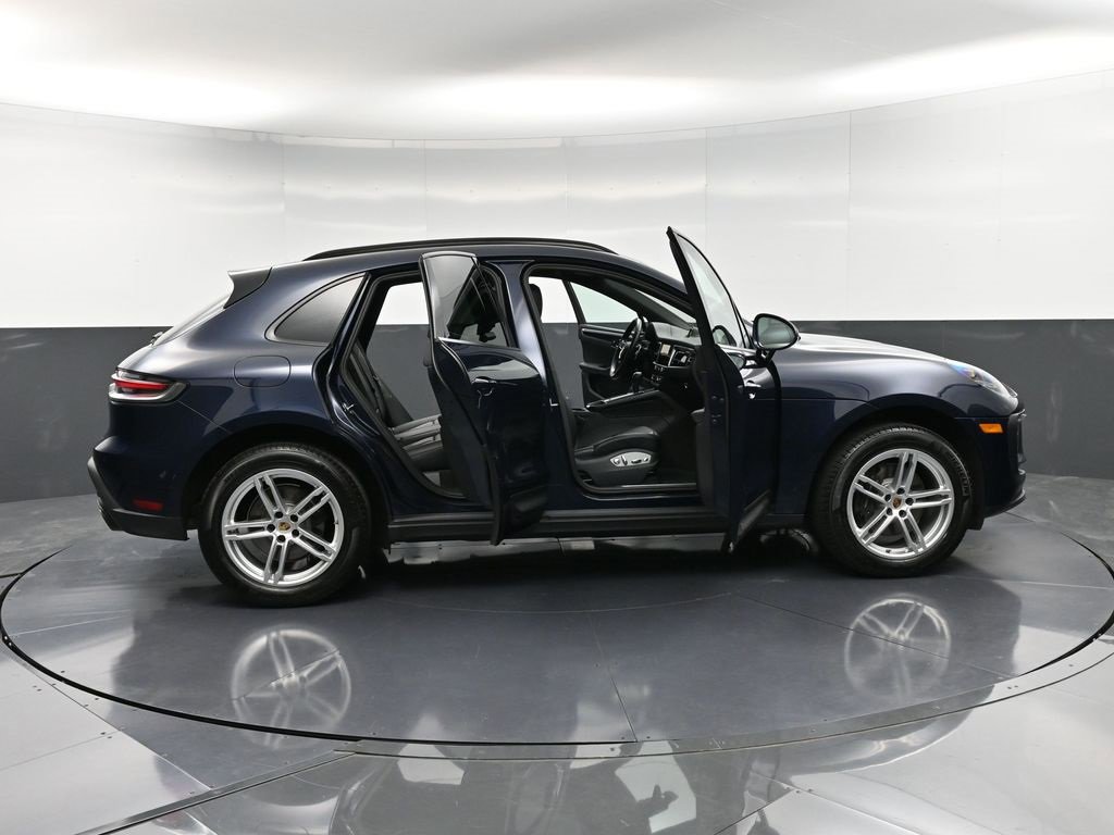 Certified 2023 Porsche Macan Turbo image 35
