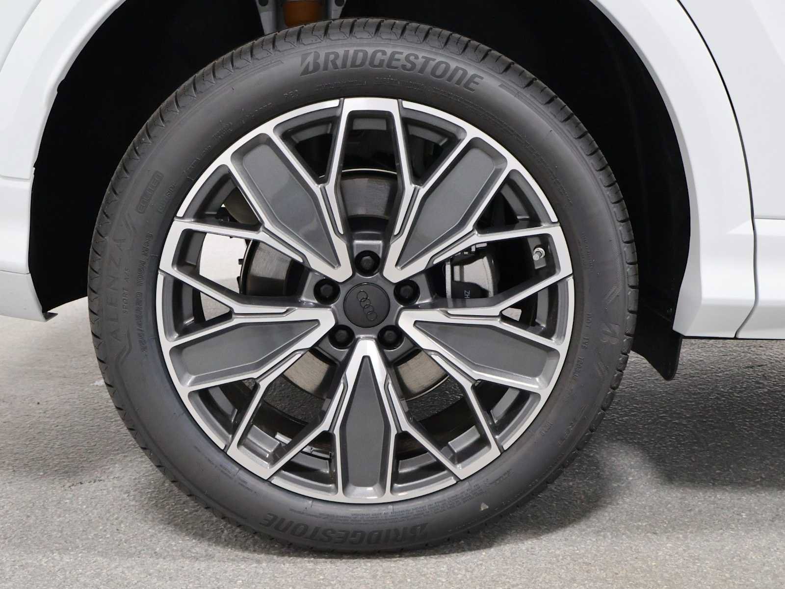 New 2026 Audi Q5 Premium Plus AWD/4WD image 36