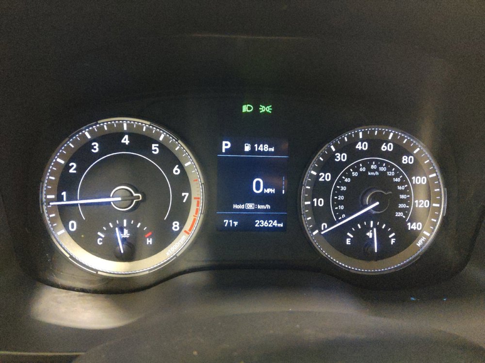 Used 2022 Hyundai Venue SEL image 23