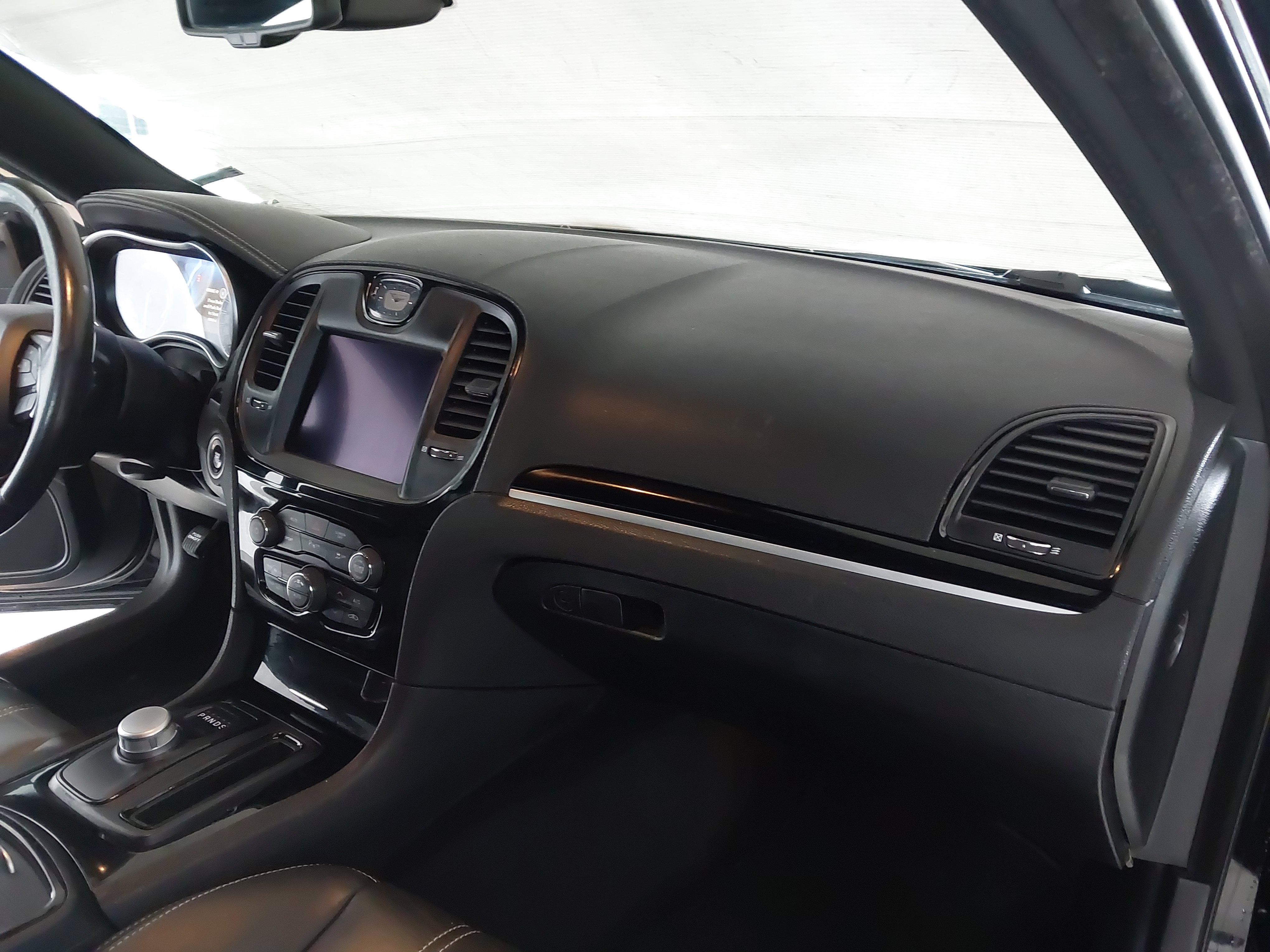Used 2021 Chrysler 300 S RWD image 27