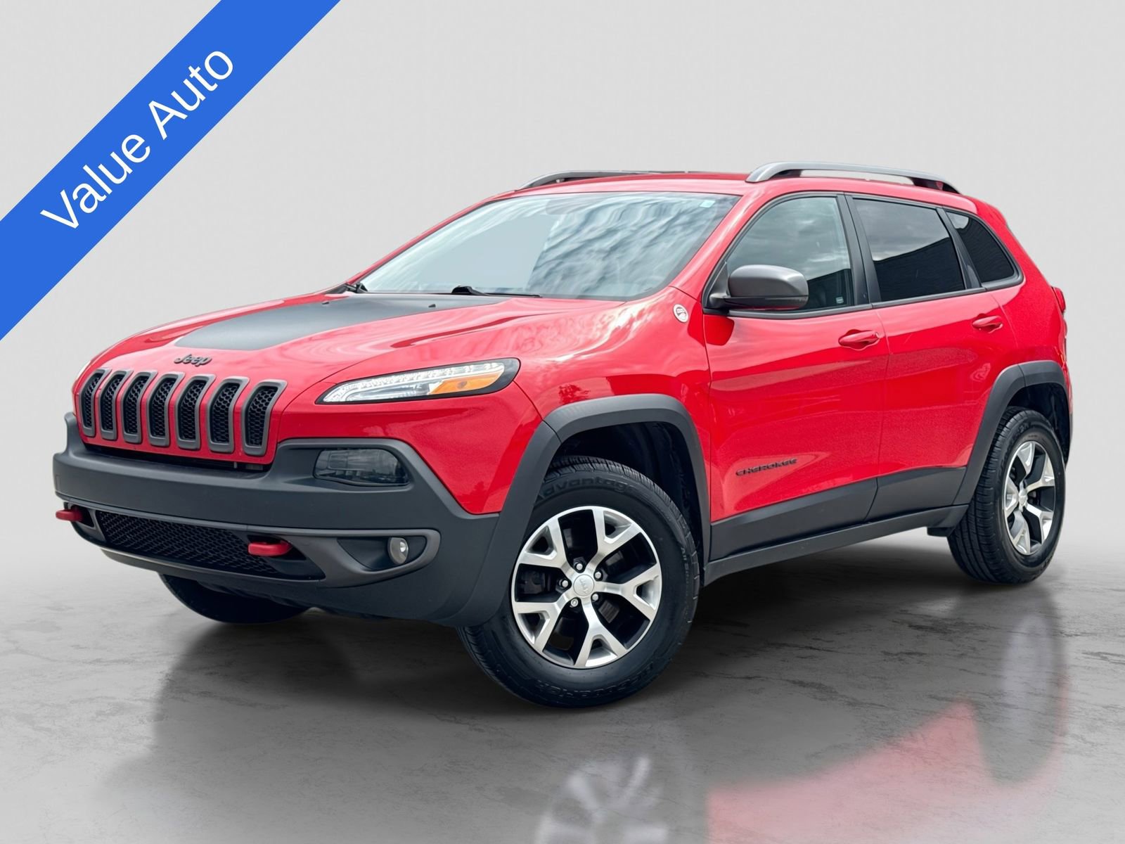 Used 2018 Jeep Cherokee Trailhawk AWD/4WD image 1