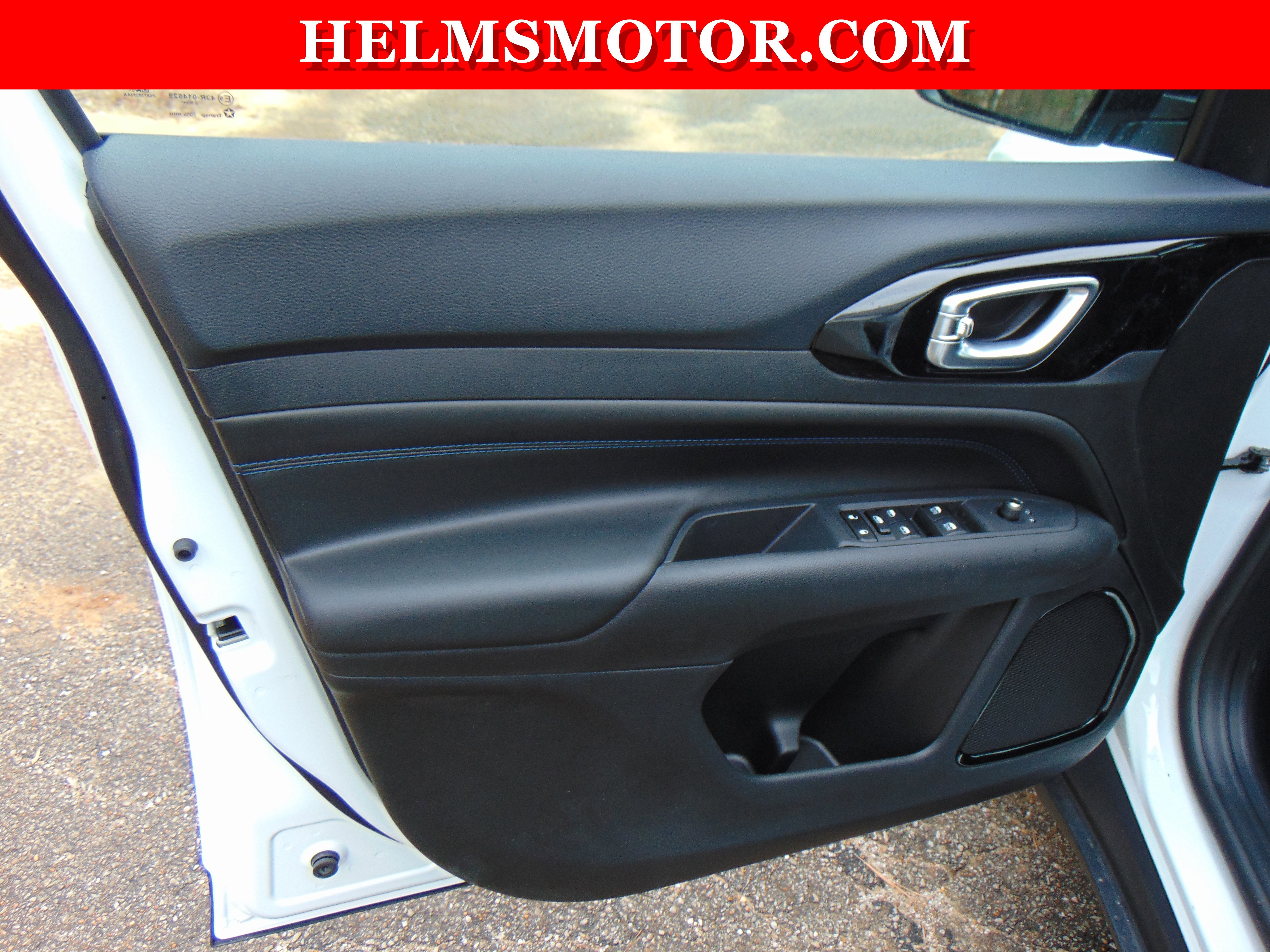 New 2026 Jeep Compass Latitude image 20