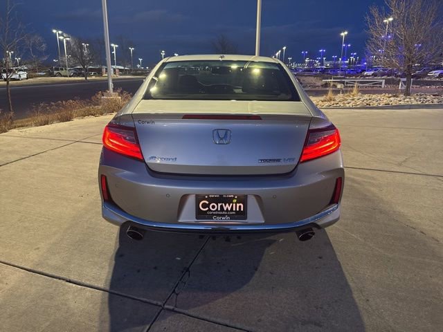 Used 2017 Honda Accord Touring image 7