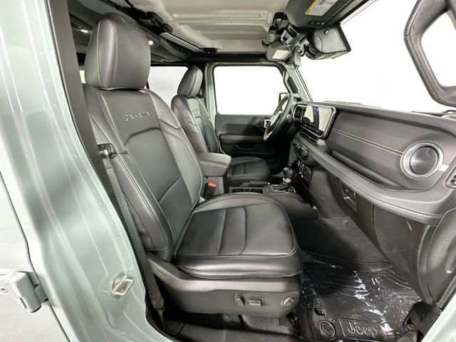 Used 2024 Jeep Wrangler Unlimited Sahara AWD/4WD image 28
