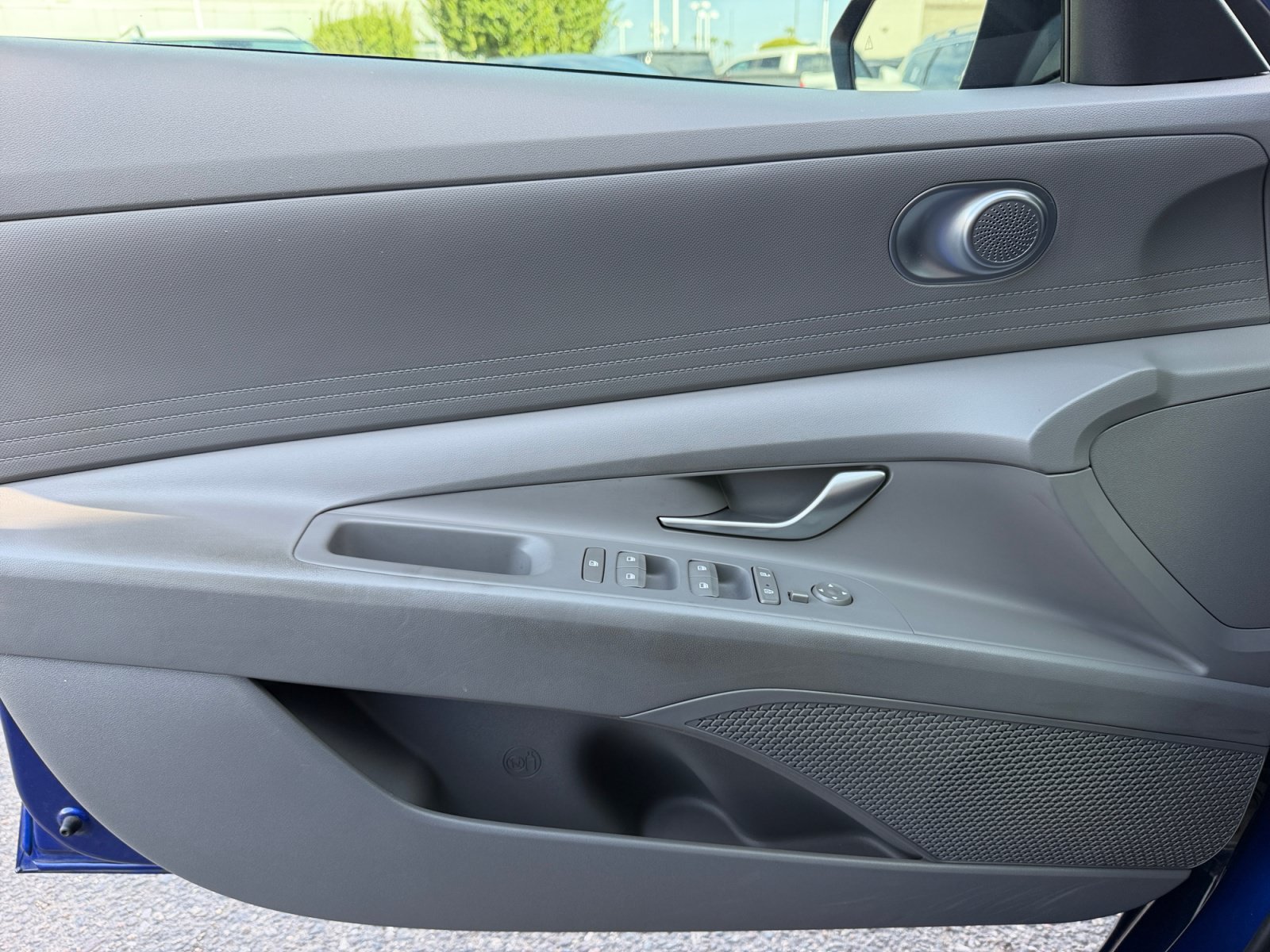 Used 2023 Hyundai Elantra SEL FWD image 13