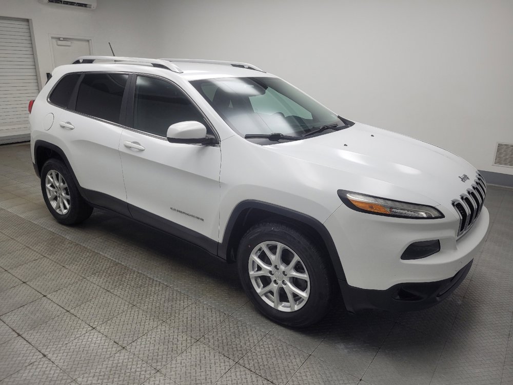 Used 2014 Jeep Cherokee Latitude w/ Cold Weather Group AWD/4WD image 11