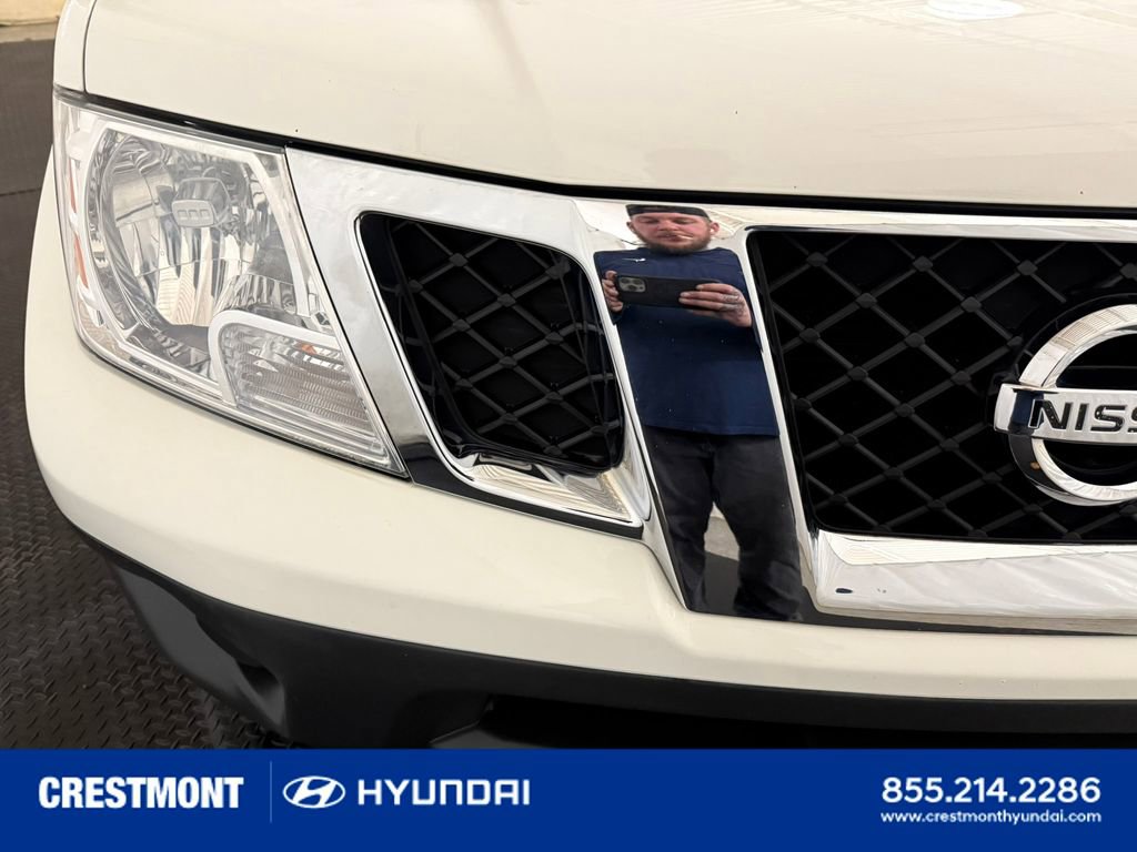 Used 2018 Nissan Frontier S image 7