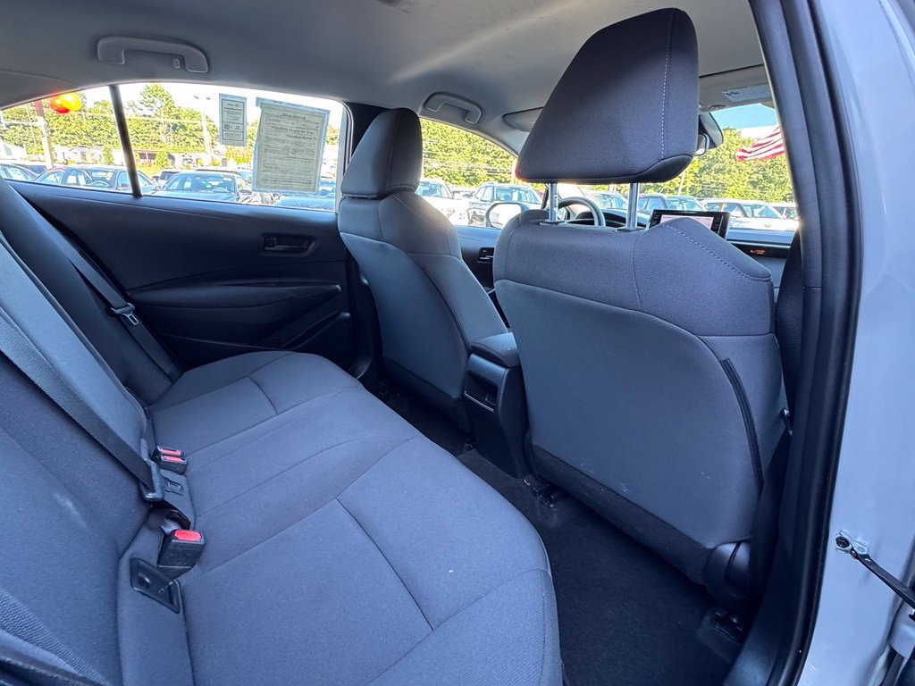 Used 2022 Toyota Corolla LE FWD image 24