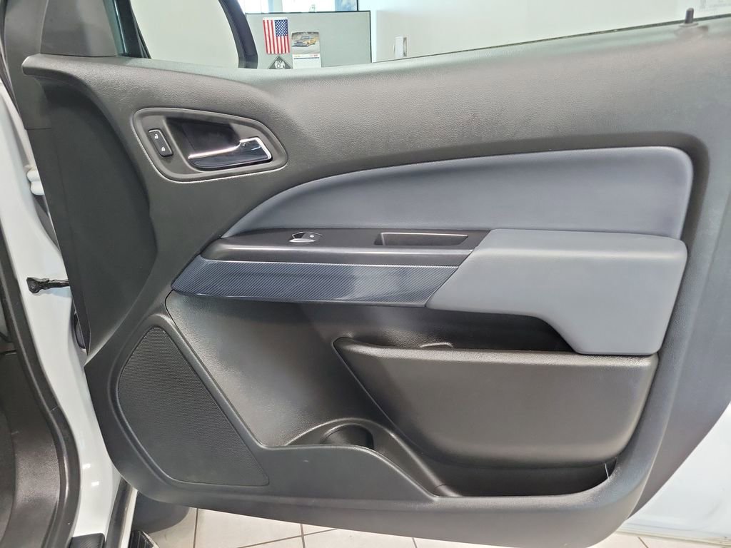 Used 2022 Chevrolet Colorado Z71 AWD/4WD image 21