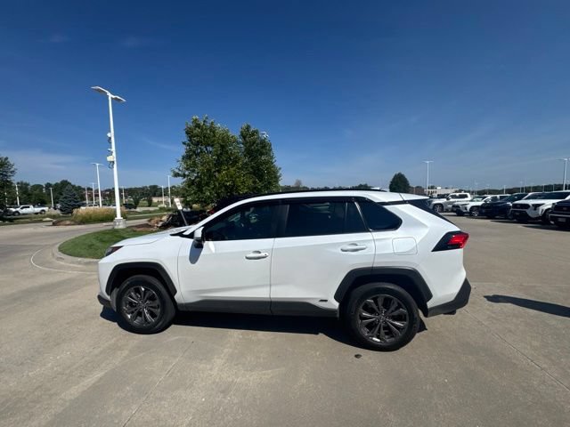 Used 2024 Toyota RAV4 XLE Premium w/ Weather Package AWD/4WD image 7