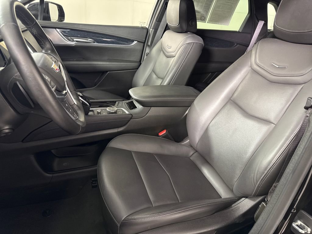 Used 2024 Cadillac XT5 Premium Luxury FWD image 11
