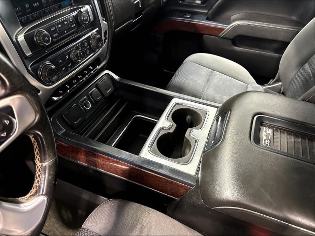 Used 2018 GMC Sierra 3500 SLE w/ SLE Preferred Package AWD/4WD image 21