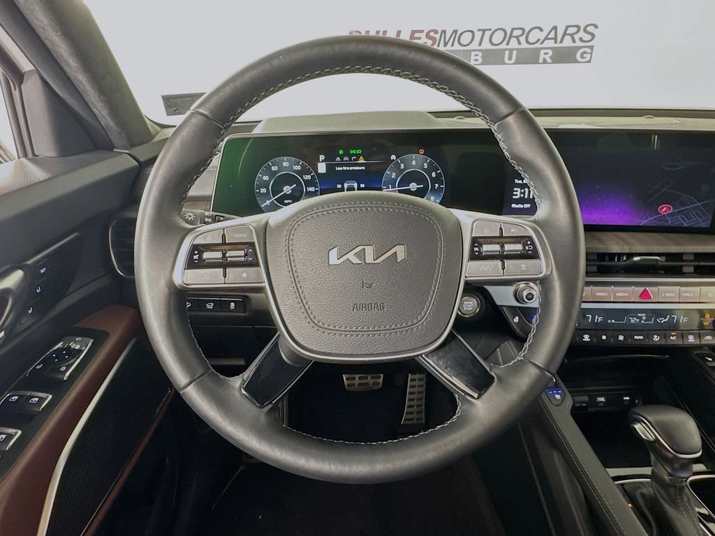 Used 2023 Kia Telluride SX Prestige image 11