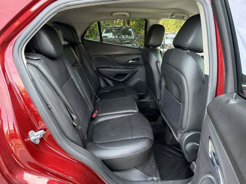 Used 2021 Buick Encore Preferred w/ Safety Package AWD/4WD image 10