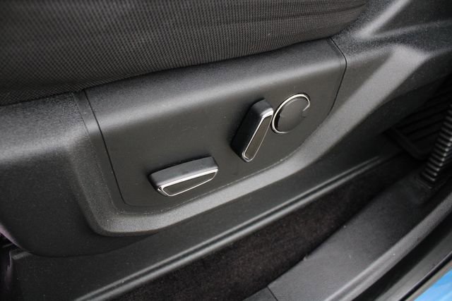 Used 2017 Ford F150 XLT w/ Equipment Group 302A Luxury AWD/4WD image 3