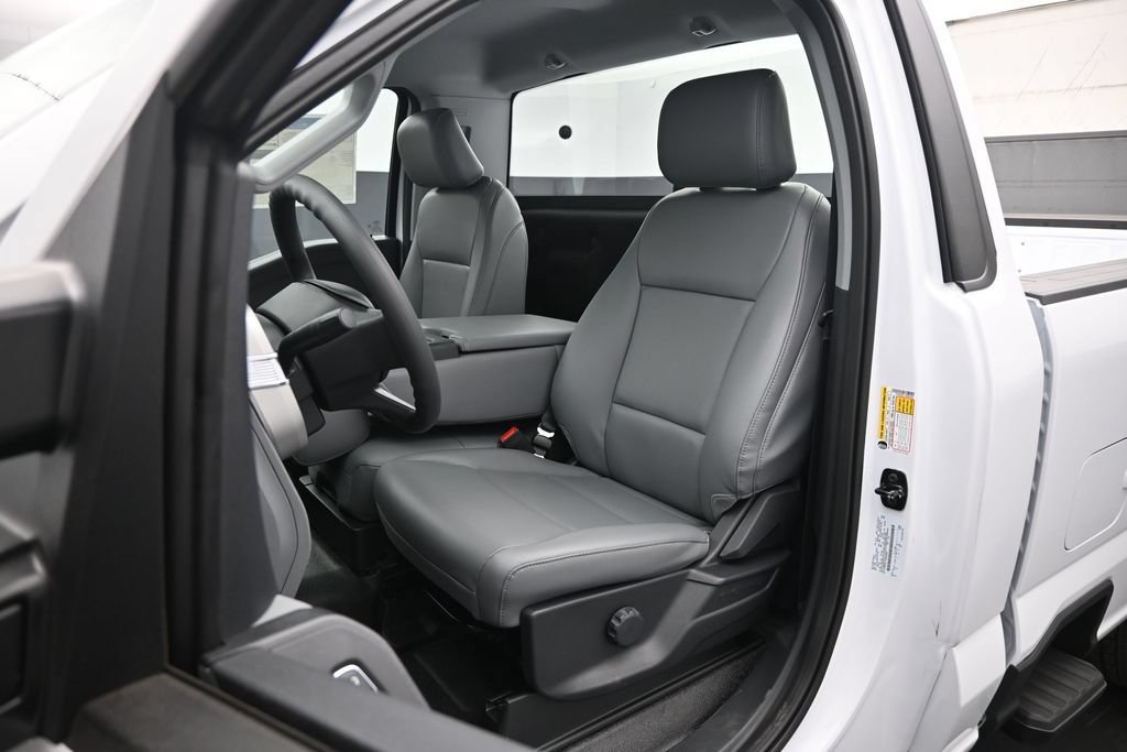 New 2026 Ford F350 XL w/ XL Chrome Package RWD image 8