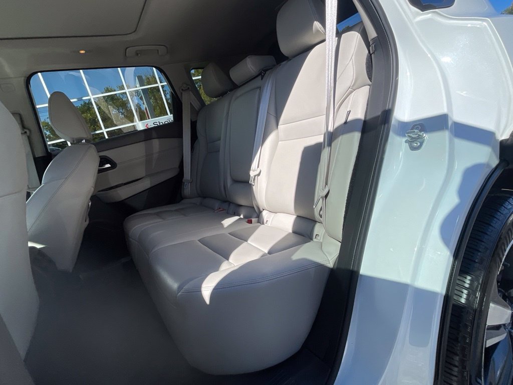 Certified 2023 Nissan Rogue SL AWD/4WD image 20