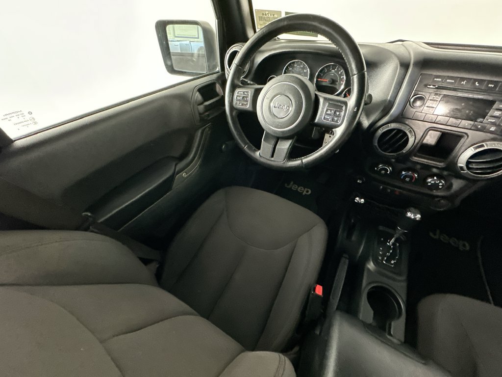 Used 2017 Jeep Wrangler Unlimited Sport w/ Connectivity Group AWD/4WD image 9