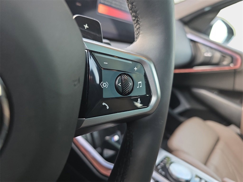 Used 2025 BMW X3 xDrive30i w/ Premium Package image 21