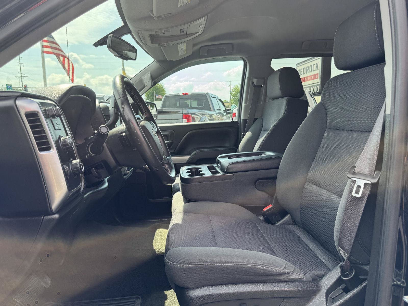 Used 2017 Chevrolet Silverado 1500 LT w/ All Star Edition AWD/4WD image 16
