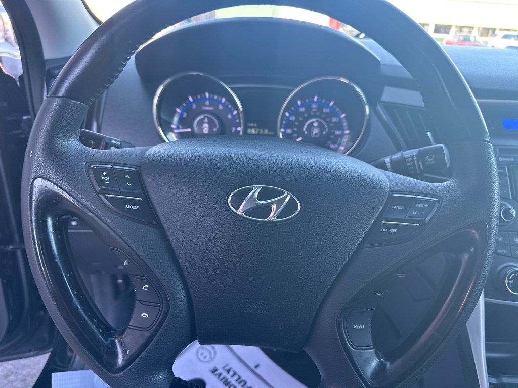 Used 2013 Hyundai Sonata Limited FWD image 23