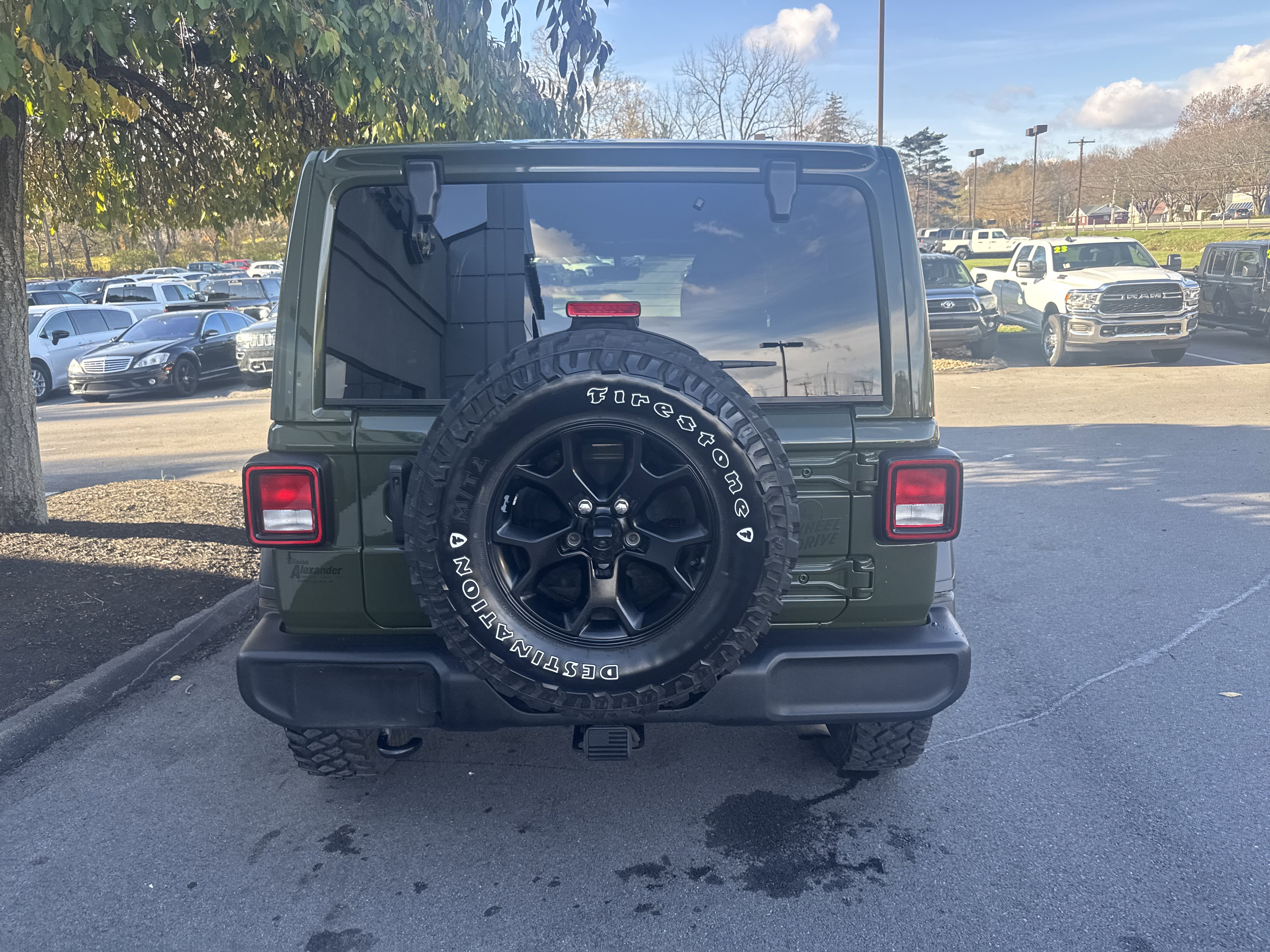 Used 2022 Jeep Wrangler Unlimited Sport video 4