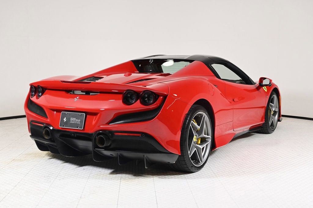 Used 2022 Ferrari F8 Tributo image 9
