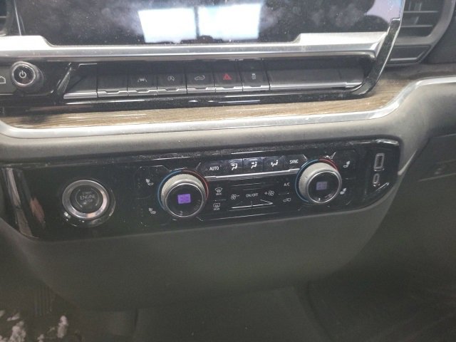 Used 2022 Chevrolet Silverado 1500 LT image 9