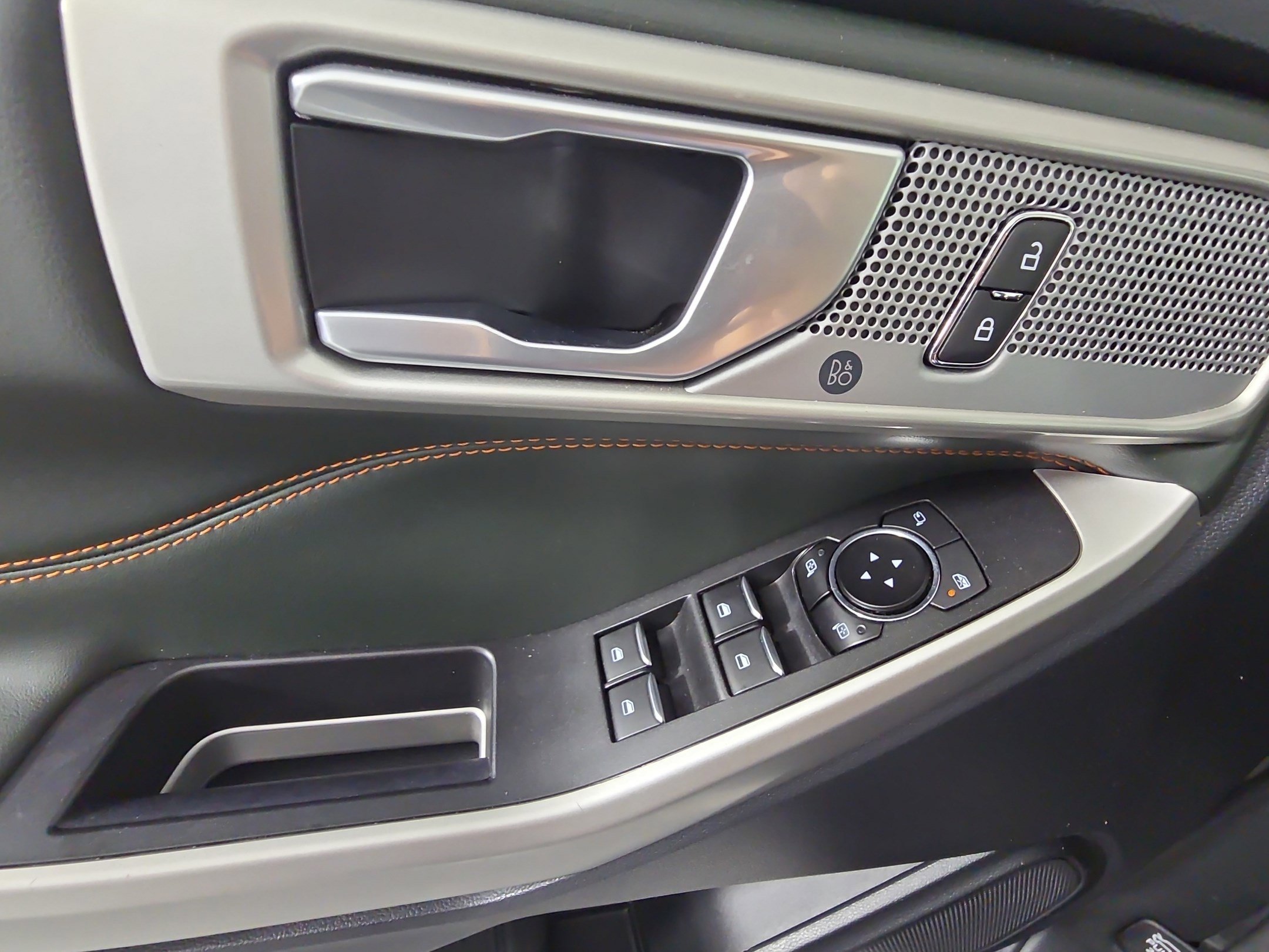 Used 2022 Ford Explorer Timberline w/ Timberline Technology Package image 17