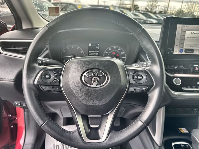 Used 2023 Toyota Corolla Cross LE image 23