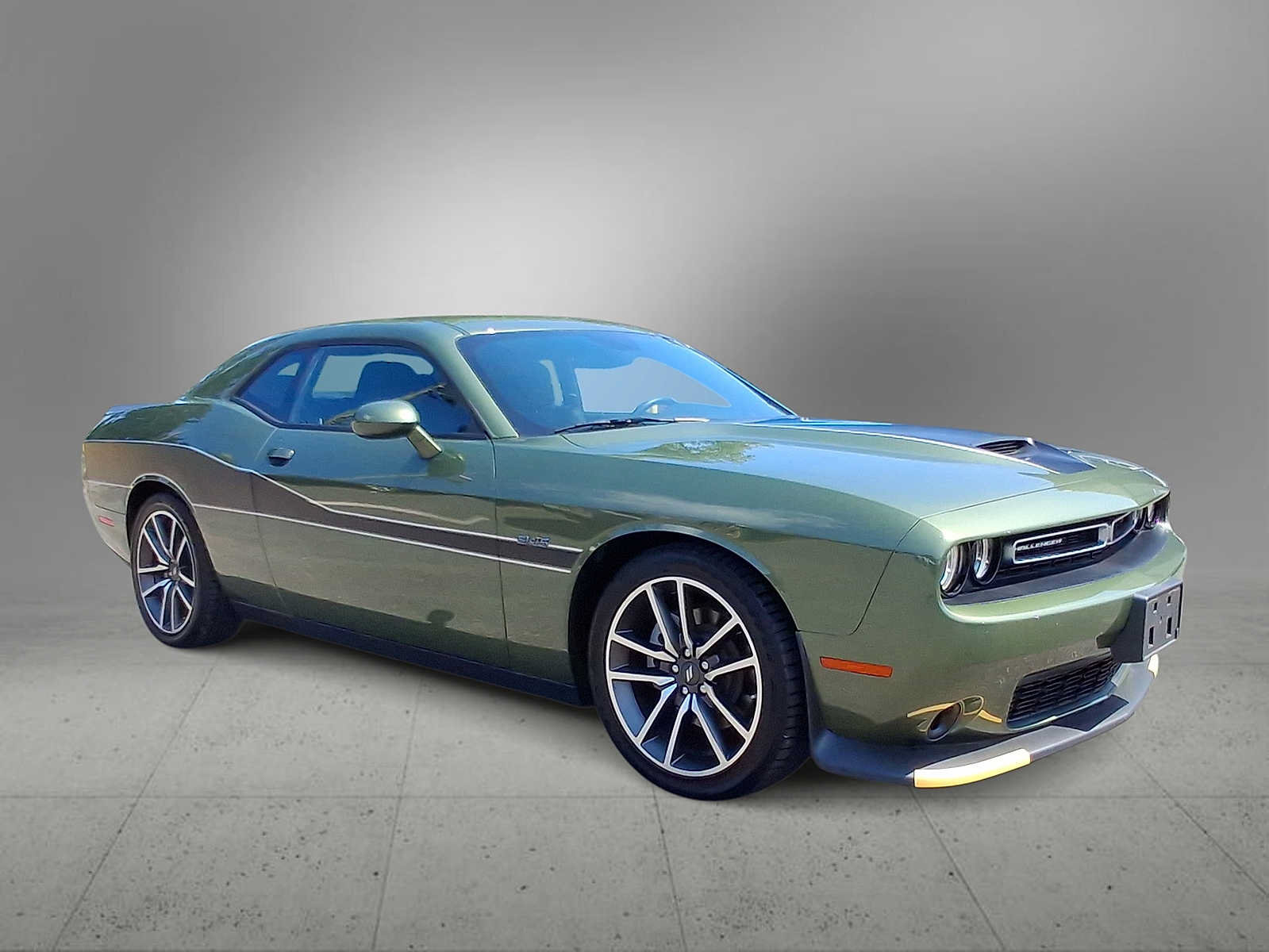 Used 2023 Dodge Challenger R/T RWD video 2
