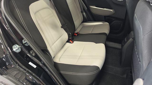 Certified 2025 Hyundai Venue SEL FWD image 25