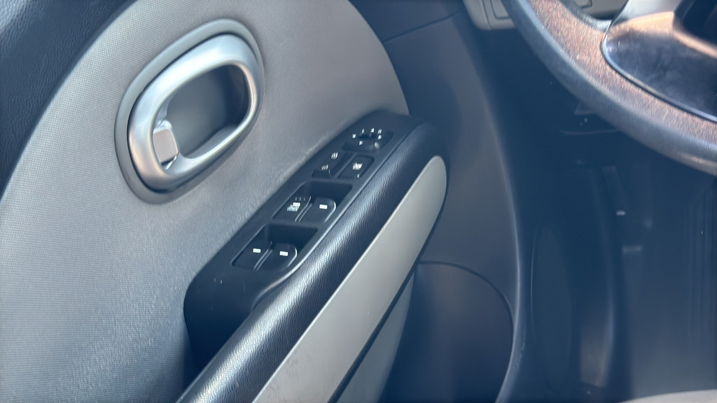 Used 2015 Kia Soul FWD image 19