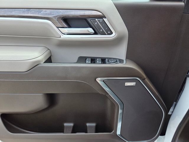 Used 2025 Chevrolet Silverado 2500 LTZ w/ LTZ Premium Package image 25