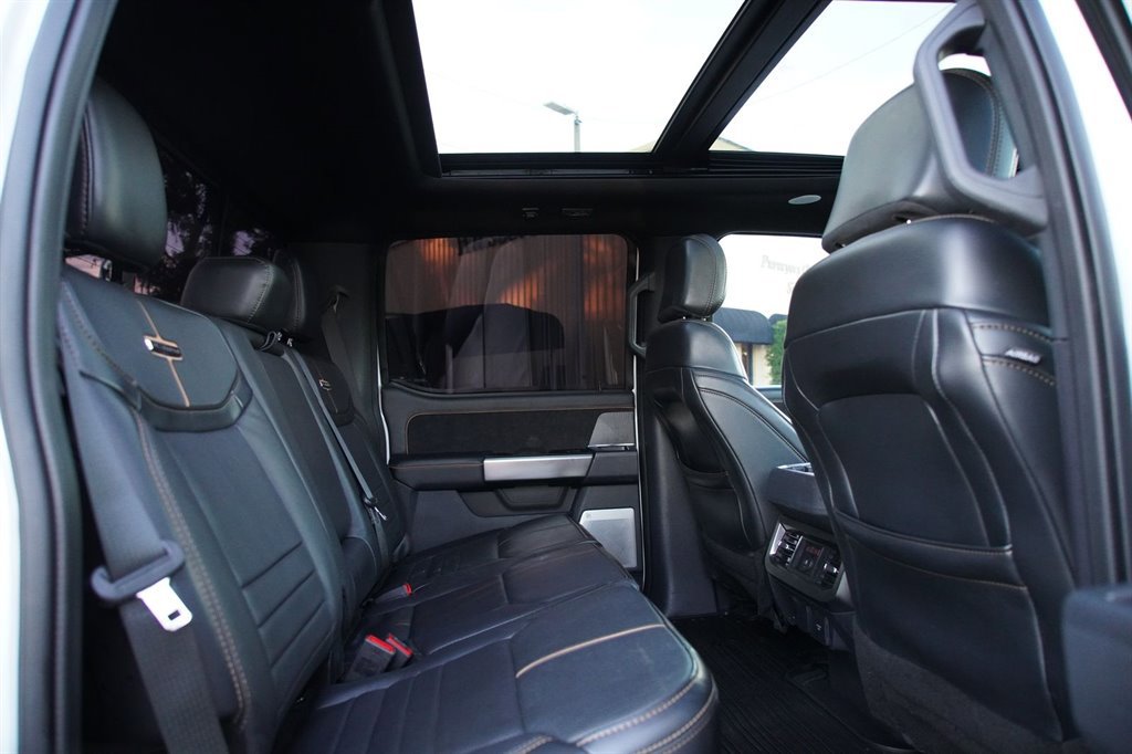 Used 2024 Ford F450 Platinum w/ FX4 Off-Road Package image 26