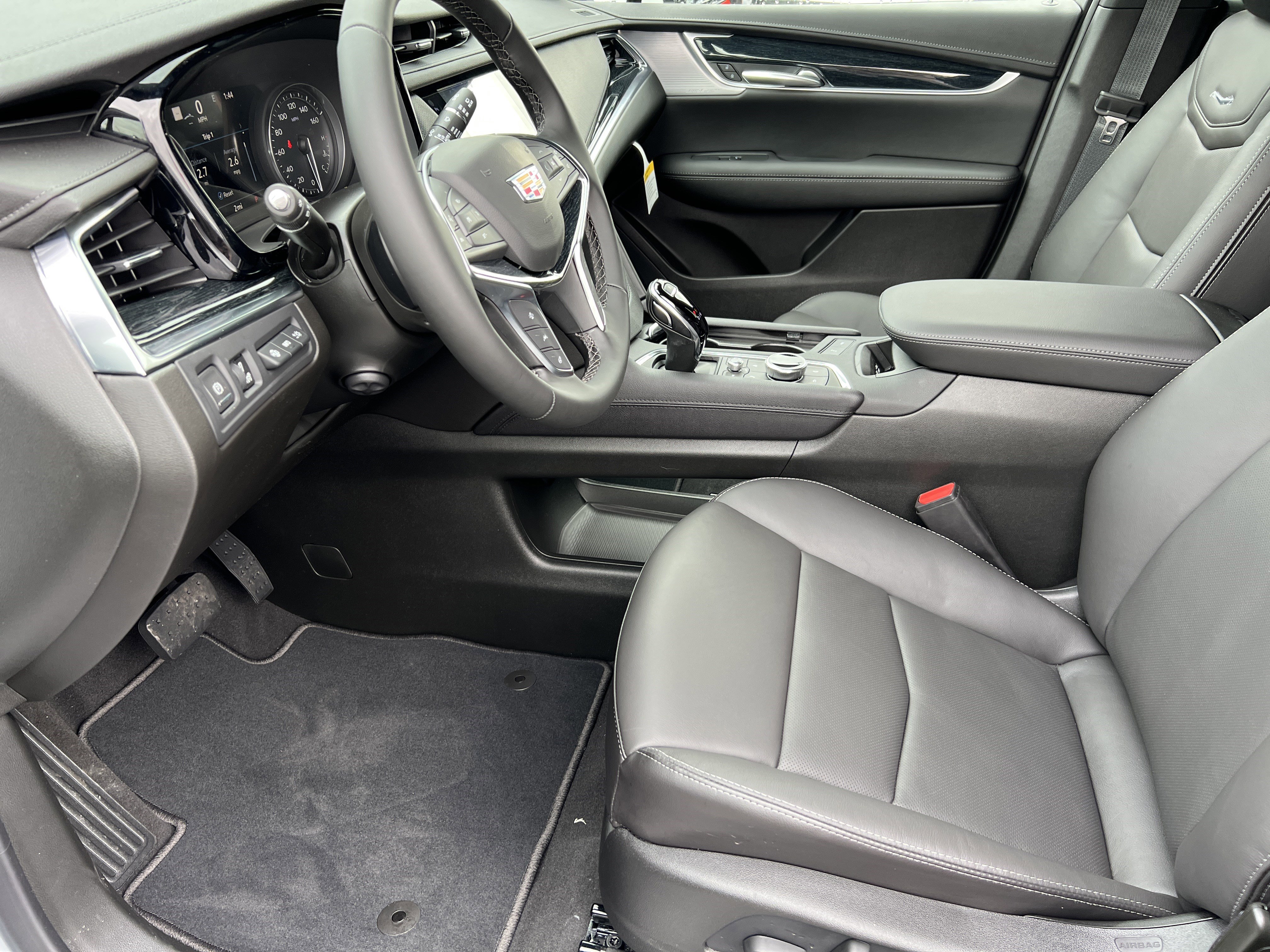 New 2026 Cadillac XT5 Premium Luxury w/ Driver Assist Package AWD/4WD image 15