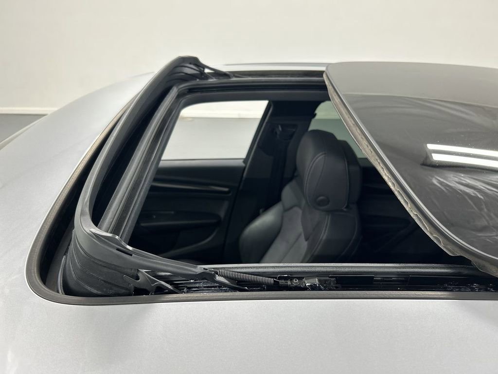 Used 2022 Audi SQ5 Premium w/ Convenience Package image 19