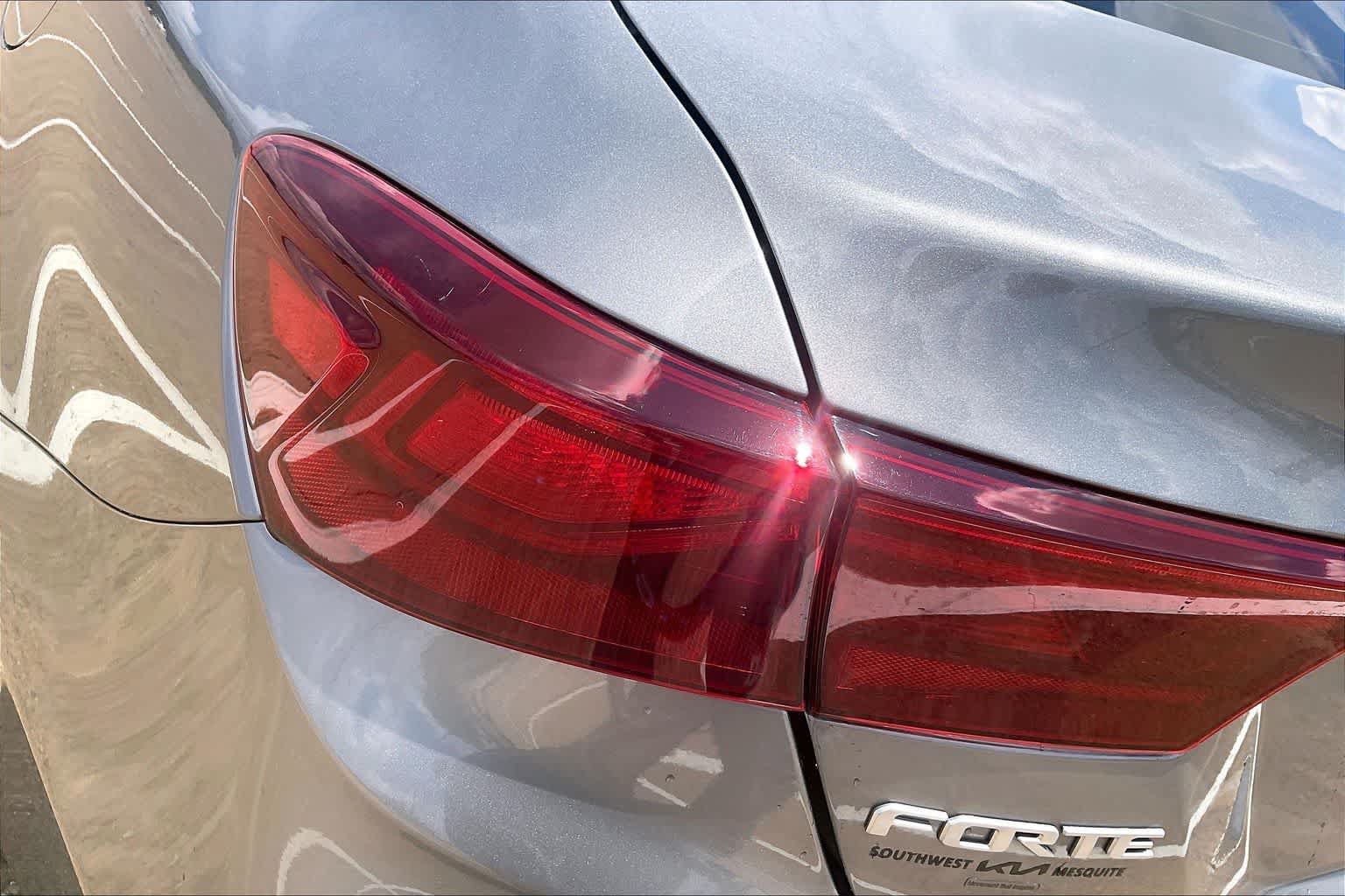 Certified 2022 Kia Forte LXS FWD image 29
