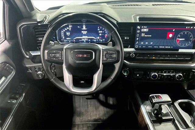 Used 2024 GMC Sierra 1500 Elevation image 9