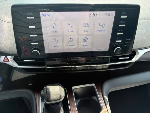 Used 2021 Toyota Sienna XLE AWD/4WD image 30