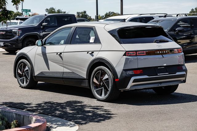 New 2026 Hyundai Ioniq 5 SEL RWD image 2