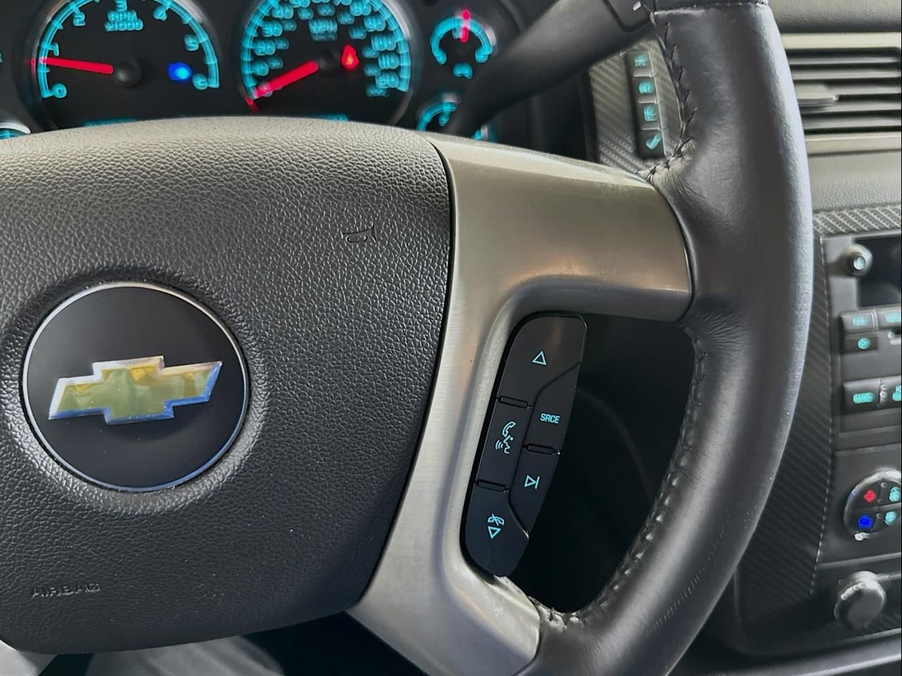 Used 2014 Chevrolet Tahoe LT AWD/4WD image 46