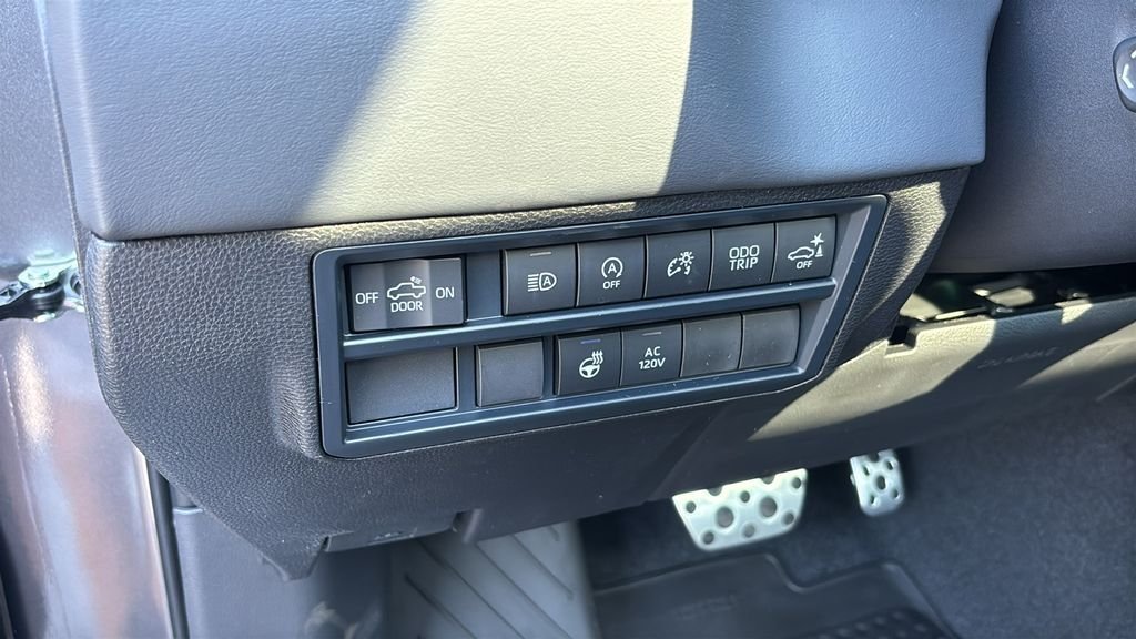 New 2026 Toyota Tundra Platinum w/ TRD Off-Road Package AWD/4WD image 14