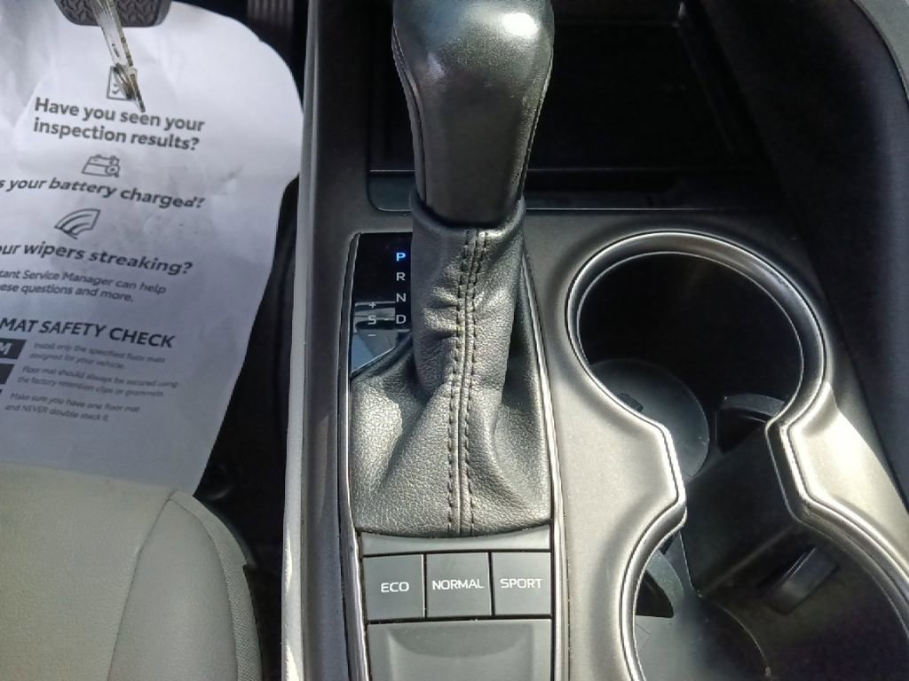 Used 2023 Toyota Camry SE FWD image 24