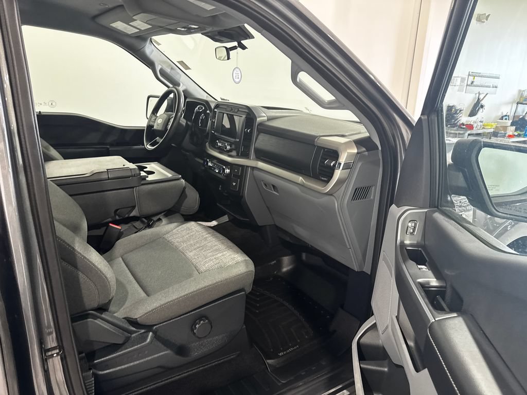 Used 2021 Ford F150 XLT w/ XTR Package AWD/4WD image 22