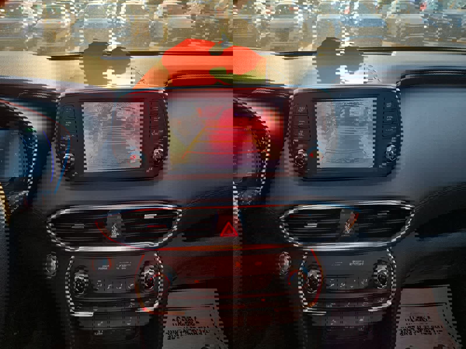 Used 2019 Hyundai Santa Fe SEL image 17