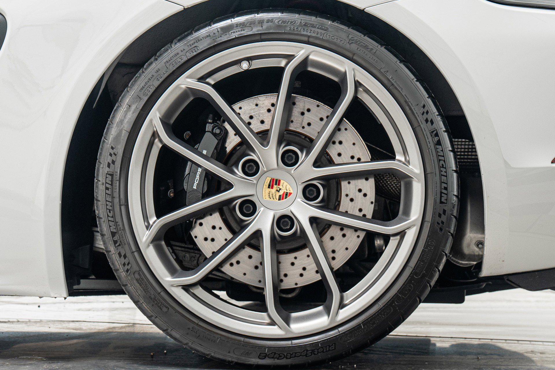 Used 2021 Porsche 718 Boxster Spyder RWD image 11