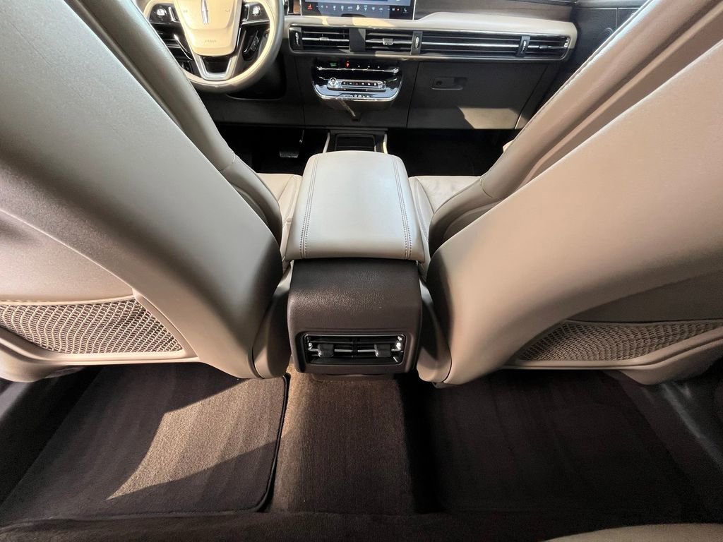 Certified 2023 Lincoln Corsair Reserve w/ Equipment Group 201A image 19