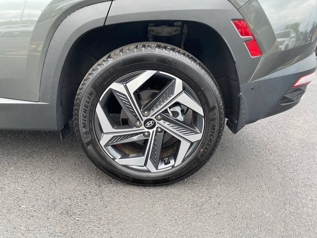 Certified 2023 Hyundai Tucson Limited AWD/4WD image 9